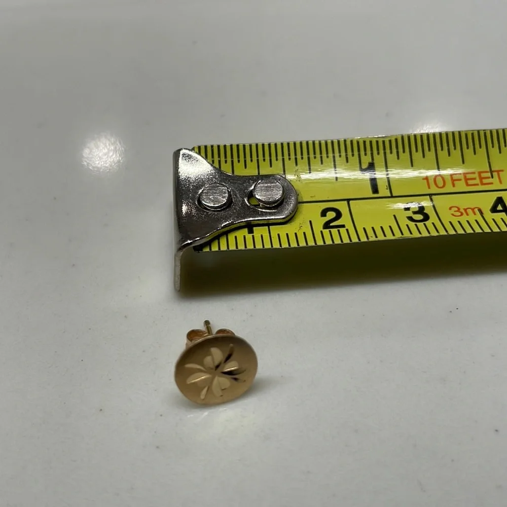 14k Gold earrings-tested - Picture 2 of 5